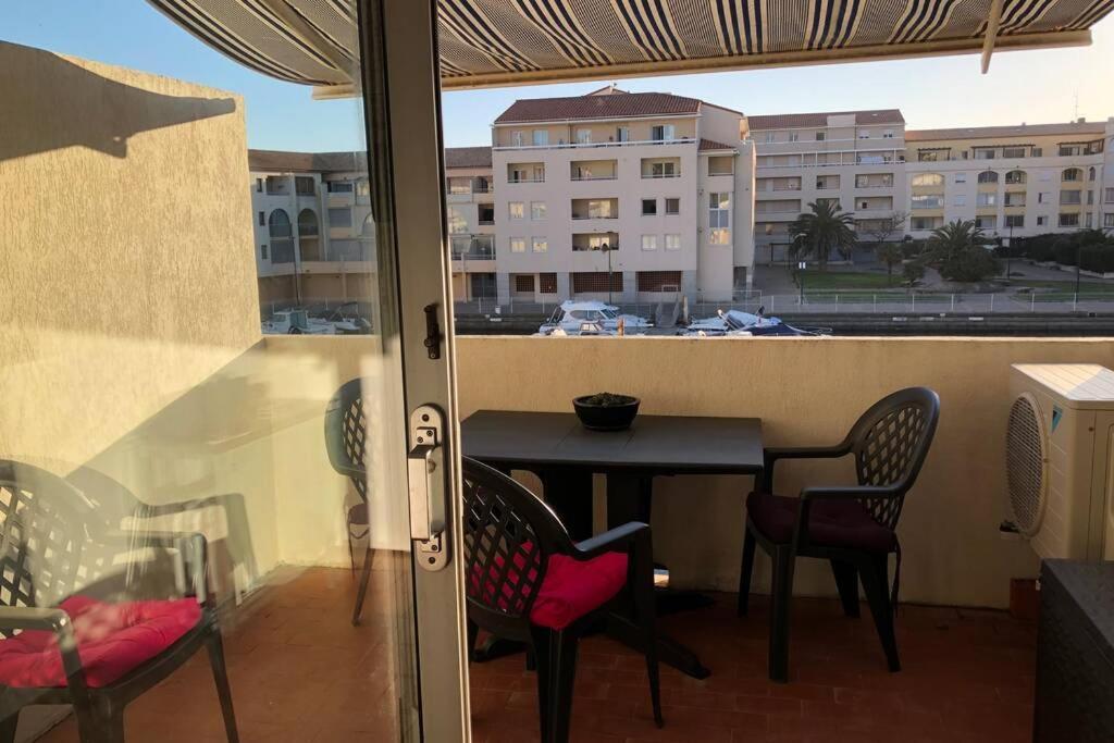 3 Etoiles Studio 4 Couchages Residence Port Cros A Sète Exterior foto